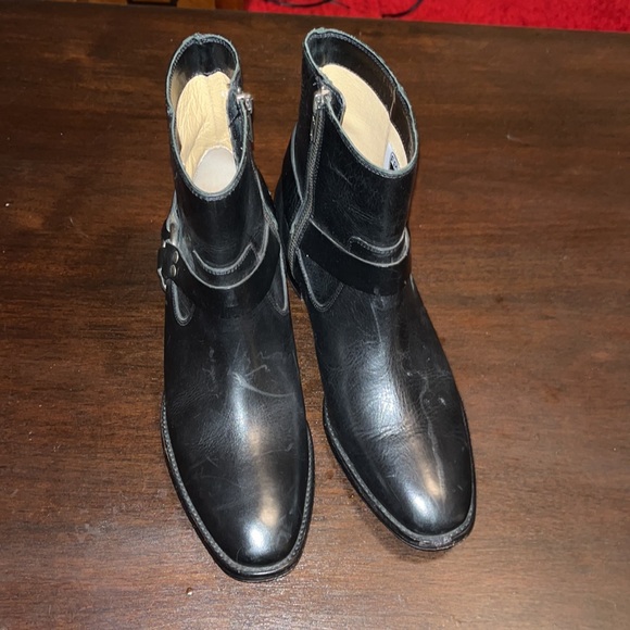 FRYE black leather heeled Moto boots - Picture 3 of 9